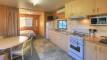 lake-anderson-caravan-park-chiltern-parkview-cabin-3a.jpeg